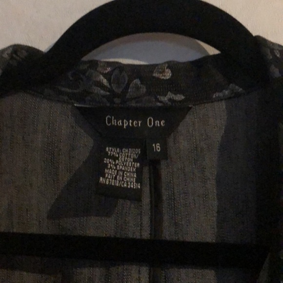 Very Sharp Short Denim Jacket - Picture 2 of 6